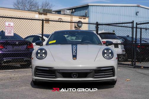 2020 Porsche 911 Carrera