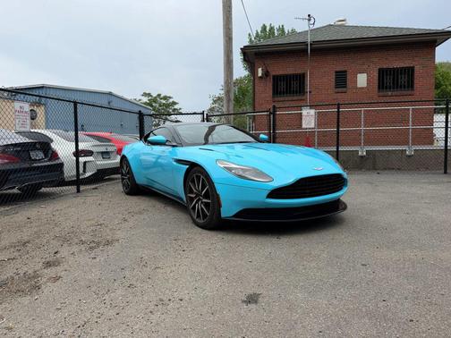 Stratus White 2017 Aston Martin DB11 Launch Edition
