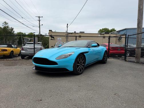 Stratus White 2017 Aston Martin DB11 Launch Edition