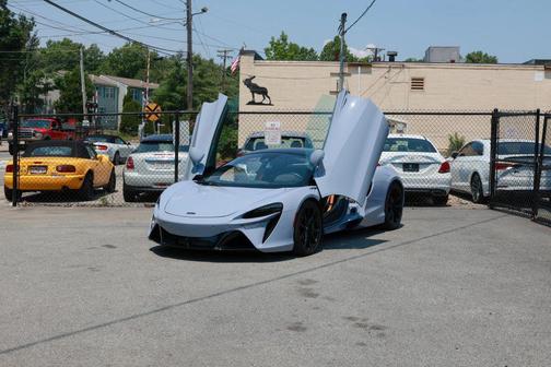 2023 McLaren Artura Coupe 2D