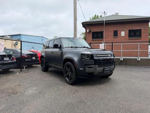Carpathian Grey Premium Metallic 2023 Land Rover Defender 110 Carpathian Edition