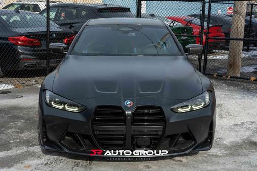 Black Sapphire Metallic 2022 BMW M4 Competition xDrive