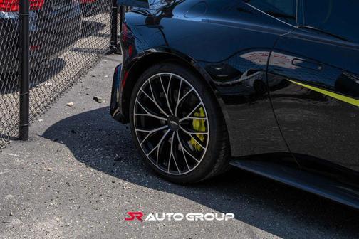 2022 Aston Martin Vantage F1 Edition