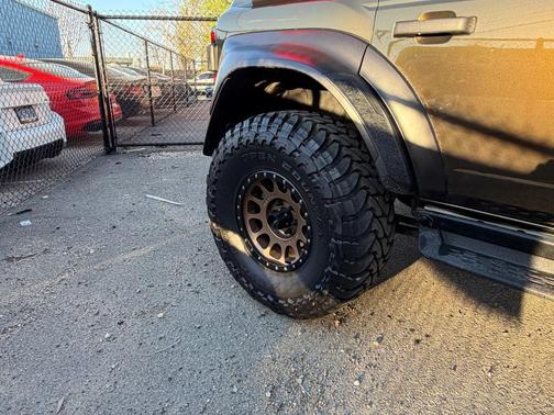 Oxford White 2024 Ford Bronco Raptor