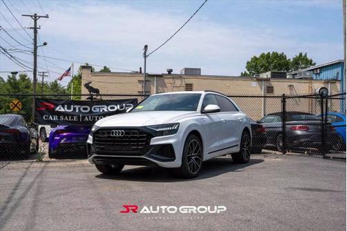 2021 Audi Q8 55 Prestige