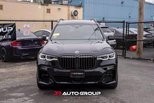 Blue 2022 BMW X7 M50i