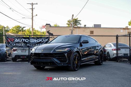 2019 Lamborghini Urus Sport Utility 4D