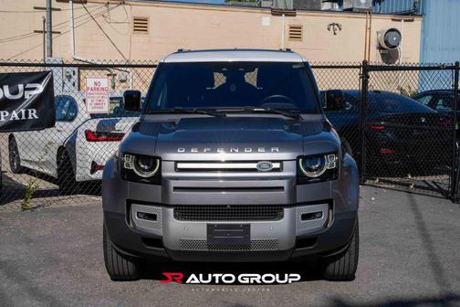 2022 Land Rover Defender 90 S