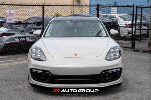 2018 Porsche Panamera 4S