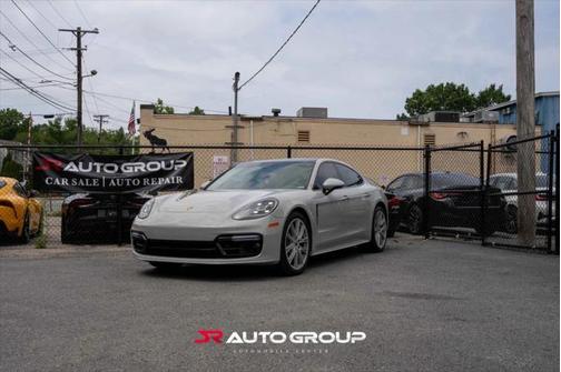 2018 Porsche Panamera 4S