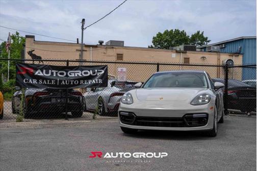 2018 Porsche Panamera 4S