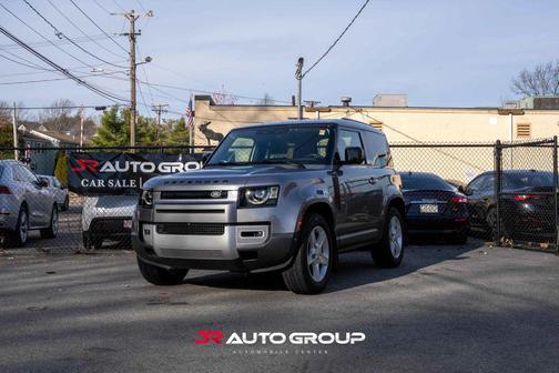 2023 Land Rover Defender 90 SE