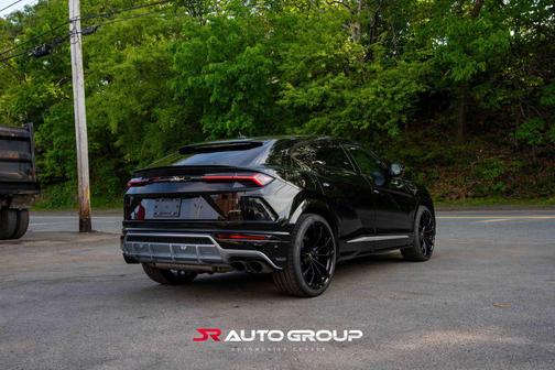 2019 Lamborghini Urus Sport Utility 4D