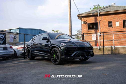 2019 Lamborghini Urus Sport Utility 4D
