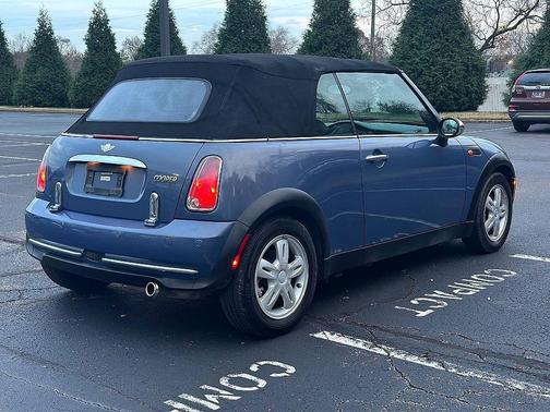 2006 MINI Cooper Base