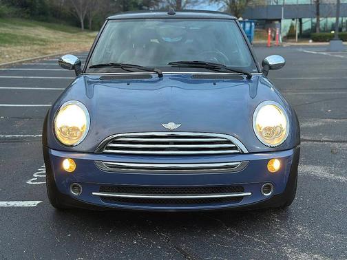 2006 MINI Cooper Base