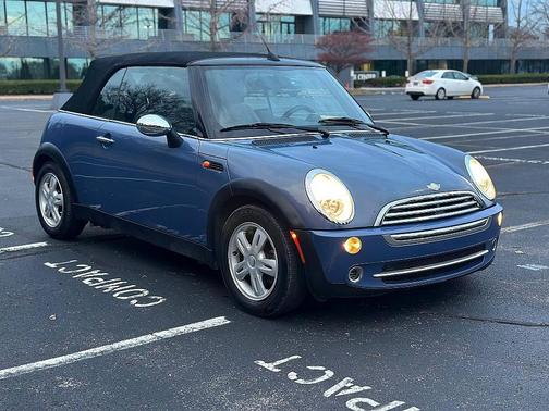 2006 MINI Cooper Base