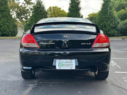 2006 Hyundai Tiburon SE