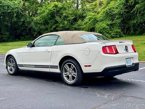 2010 Ford Mustang Base