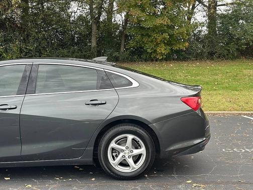 2018 Chevrolet Malibu 1LS
