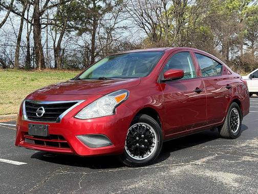 2019 Nissan Versa 1.6 S+