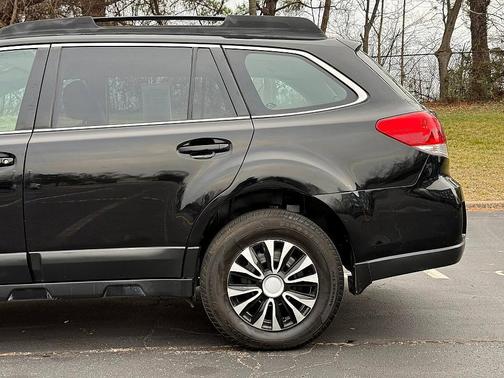 2013 Subaru Outback 2.5i