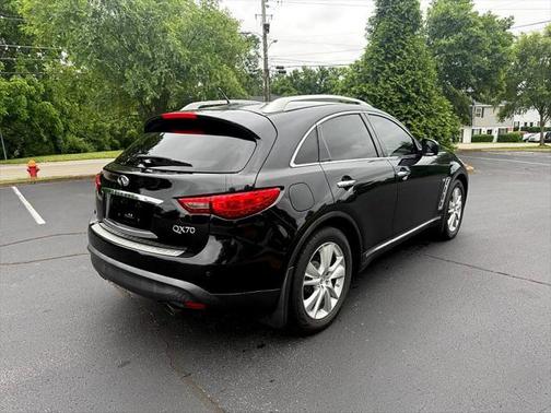 2014 INFINITI QX70 Base