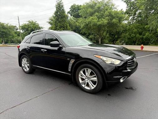 2014 INFINITI QX70 Base