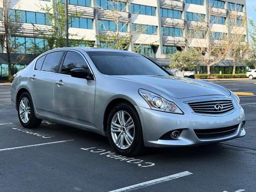 Liquid Platinum 2013 INFINITI G37x Base