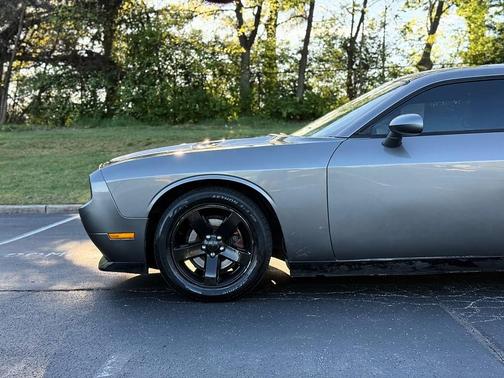 Teal 2012 Dodge Challenger SXT