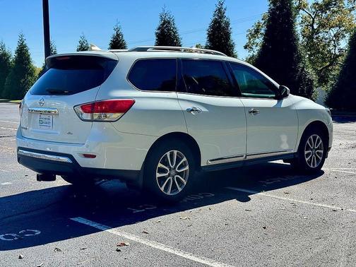2015 Nissan Pathfinder SL