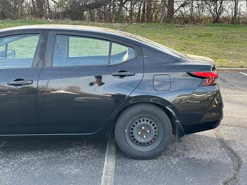 2020 Nissan Versa 1.6 S