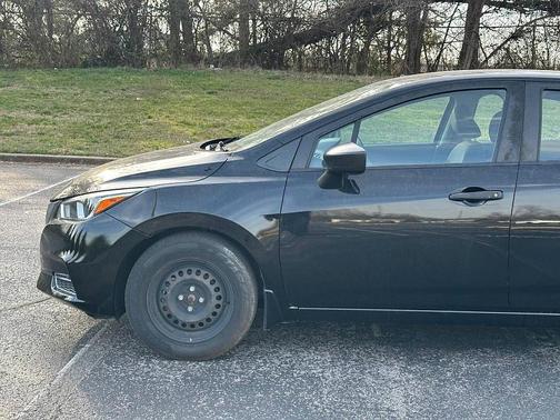 2020 Nissan Versa 1.6 S