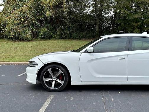 2017 Dodge Charger SXT