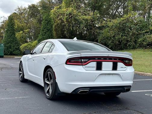 2017 Dodge Charger SXT
