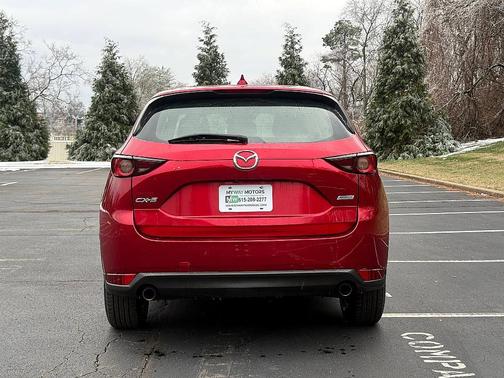 2017 Mazda CX-5 Sport