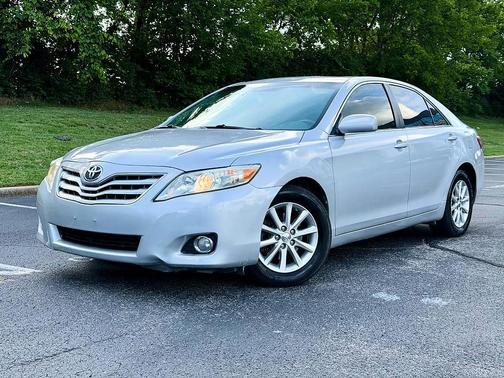 Classic Silver Metallic 2015 Toyota Camry John Cooper Works