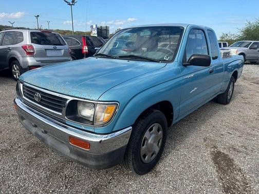 1996 Toyota Tacoma Base