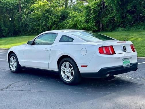 2011 Ford Mustang V6 Premium