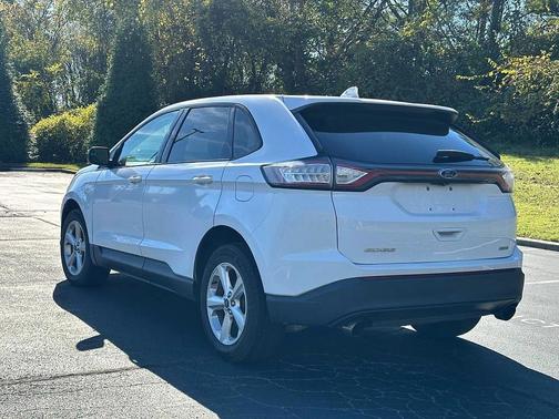 2017 Ford Edge SE
