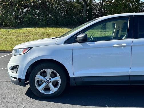 2017 Ford Edge SE