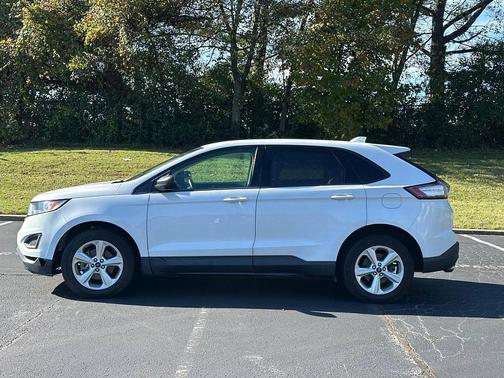 2017 Ford Edge SE