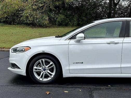 2018 Ford Fusion Hybrid SE