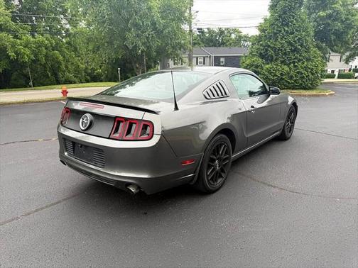 2014 Ford Mustang V6