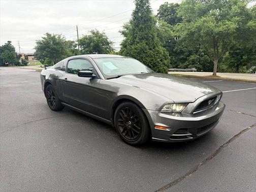 2014 Ford Mustang V6