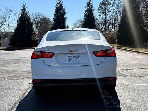 2016 Chevrolet Malibu 1LT