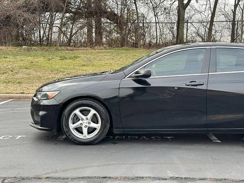 2016 Chevrolet Malibu LS