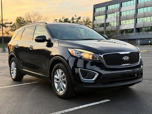 2018 Kia Sorento LX