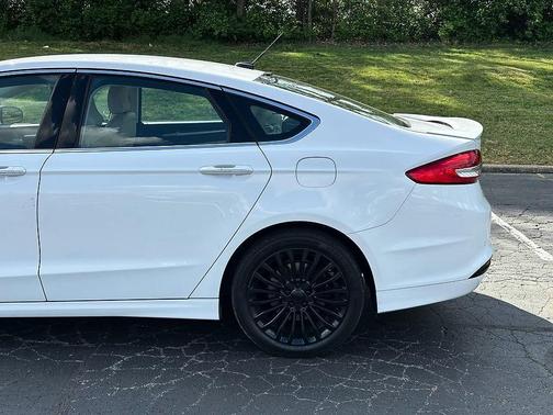 2017 Ford Fusion Hybrid Titanium