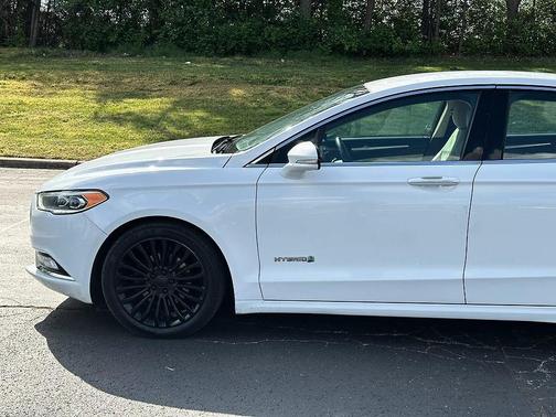 2017 Ford Fusion Hybrid Titanium